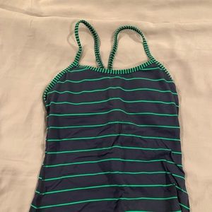 Lululemon navy tank Slalone Stripe / Inkwell size 6